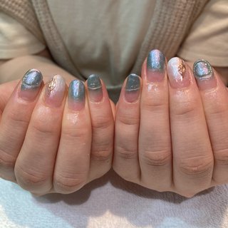 冬 グラデーション 水色のネイルデザイン ネイルブック