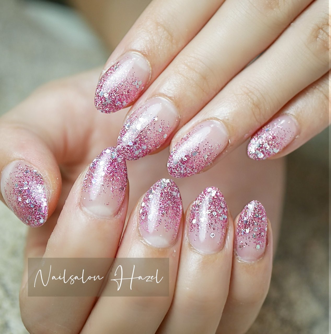 オールシーズン ハンド シンプル グラデーション ラメ Nailsalon Hazelのネイルデザイン No ネイルブック