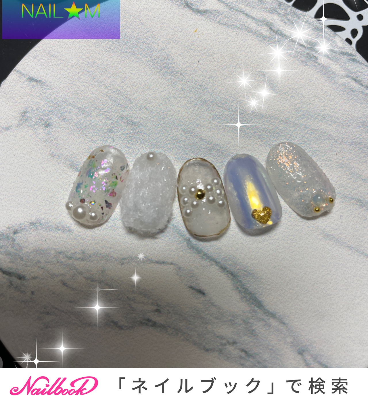メタリックゴールドラインアートのネイルデザイン ネイルブック