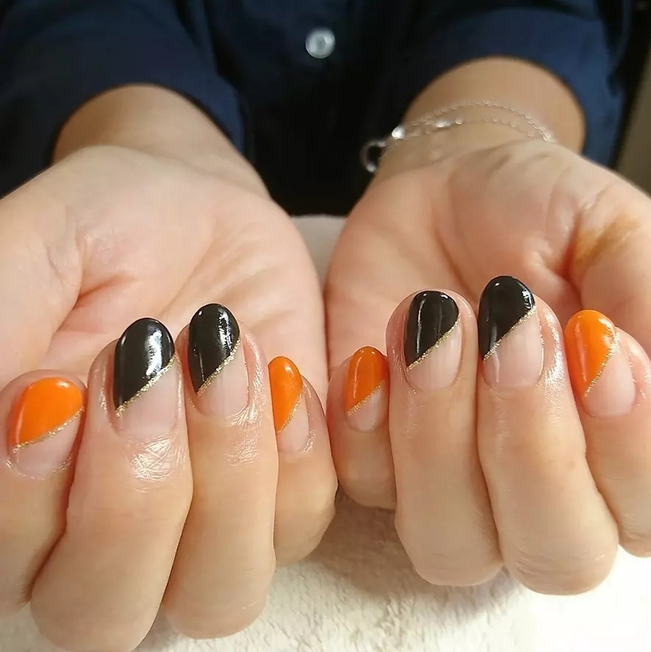 オールシーズン ハロウィン ハンド シンプル 変形フレンチ 美 ひまわりのネイルデザイン No ネイルブック