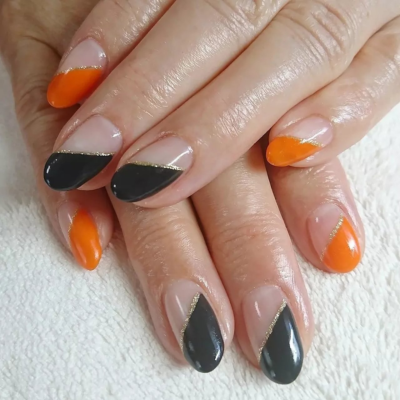 オールシーズン ハロウィン ハンド シンプル 変形フレンチ 美 ひまわりのネイルデザイン No ネイルブック