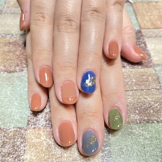秋 グリーン セルフネイルのネイルデザイン ネイルブック