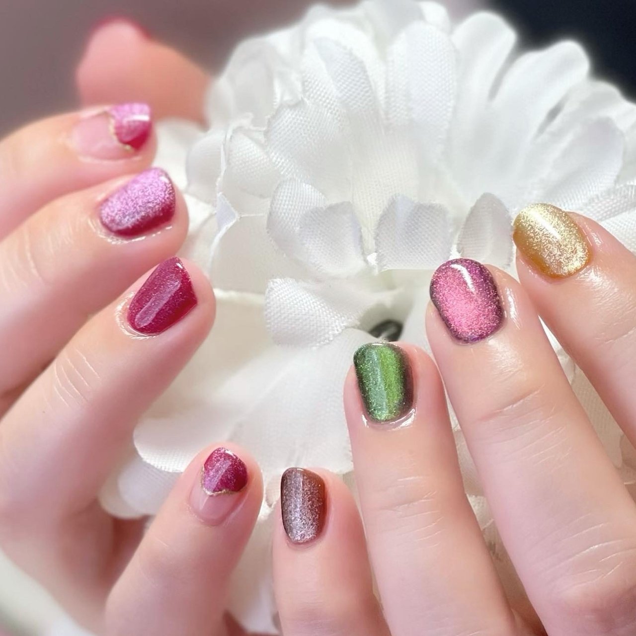 秋 ハンド 変形フレンチ ワンカラー マグネット Nail Room Souvenirのネイルデザイン No ネイルブック