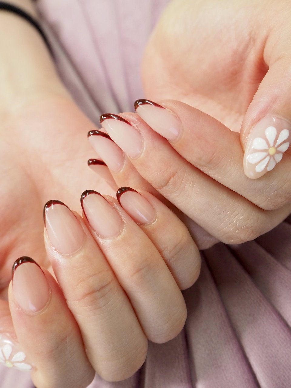 秋 ハンド フレンチ 変形フレンチ フラワー Chinaのネイルデザイン No ネイルブック