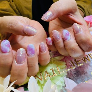 いちごミルクのネイルデザイン ネイルブック