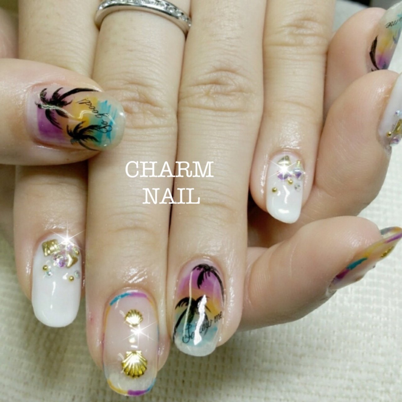 ハンド シェル ミディアム ピンク グリーン Yuukoのネイルデザイン No ネイルブック