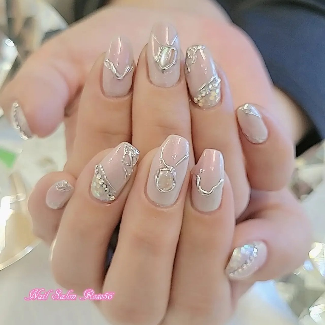 オールシーズン ハンド ミディアム グレージュ ジェルネイル Nail Salon Rose 56のネイルデザイン No ネイル ブック