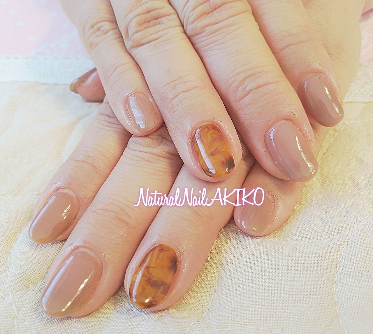秋 冬 ハンド シンプル べっ甲 Nail Akikoのネイルデザイン No ネイルブック