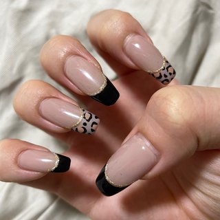 ベージュ ピンク ブラックのネイルデザイン ネイルブック