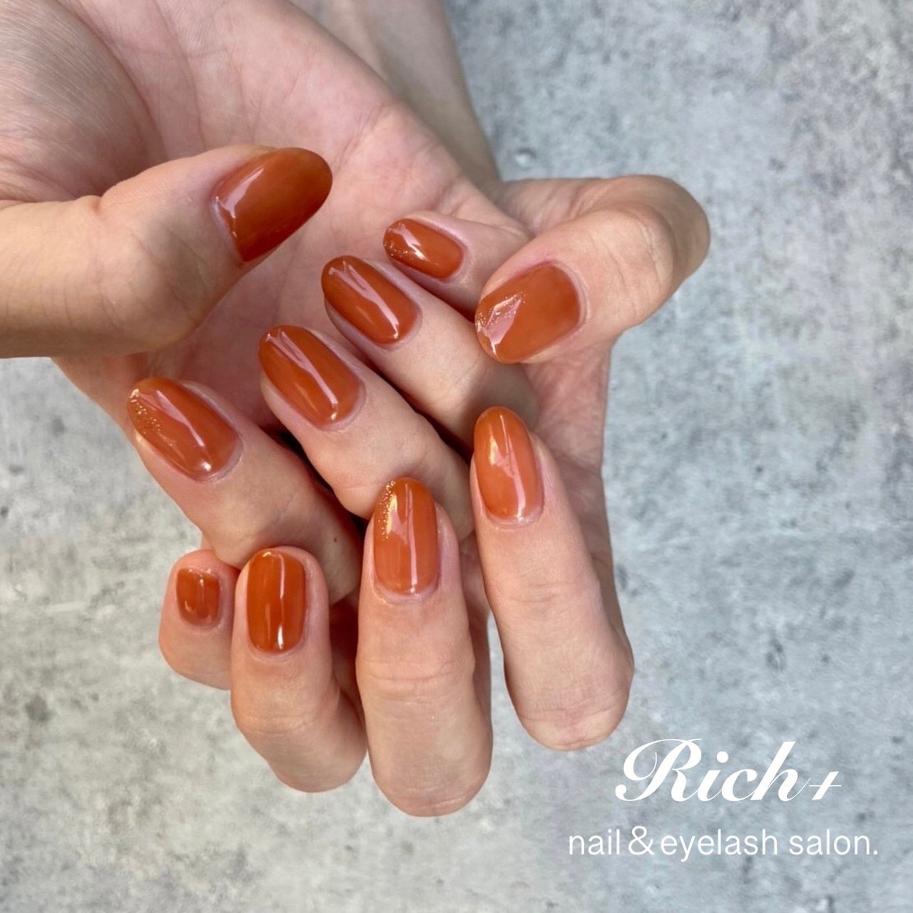 秋 ワンカラー Rich Nail Eyelash Salon のネイルデザイン No ネイルブック