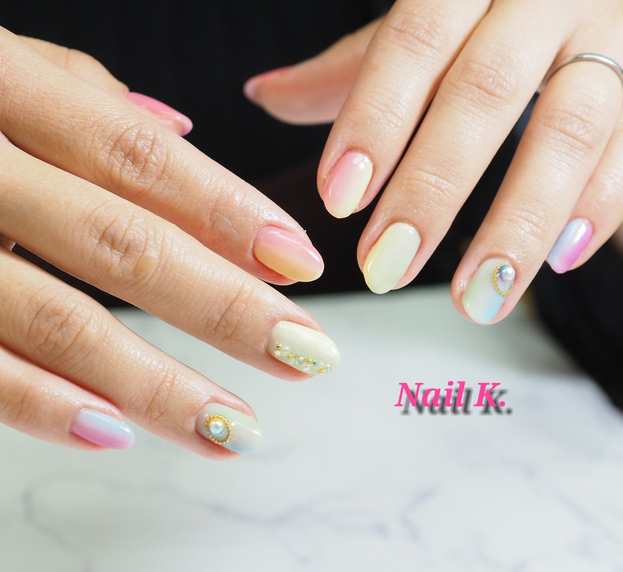 グラデーション ビジュー パール パステル カラフル Nail K のネイルデザイン No ネイルブック