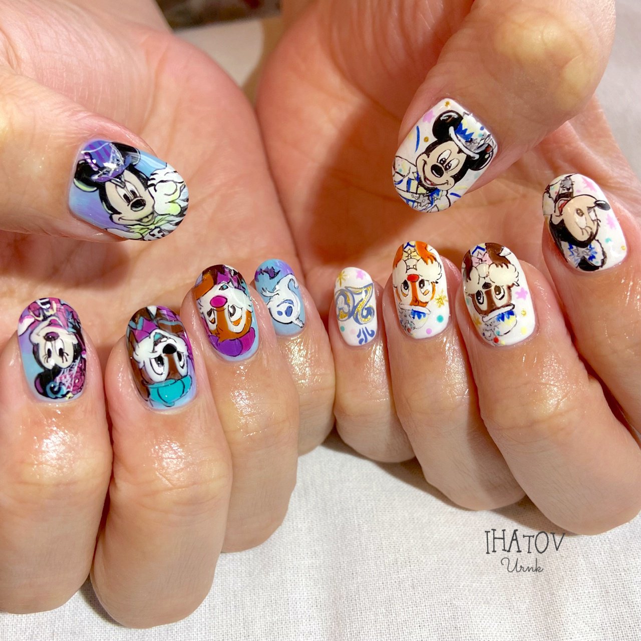 秋 旅行 ハロウィン ハンド 痛ネイル Ihatov Nailarts のネイルデザイン No ネイルブック