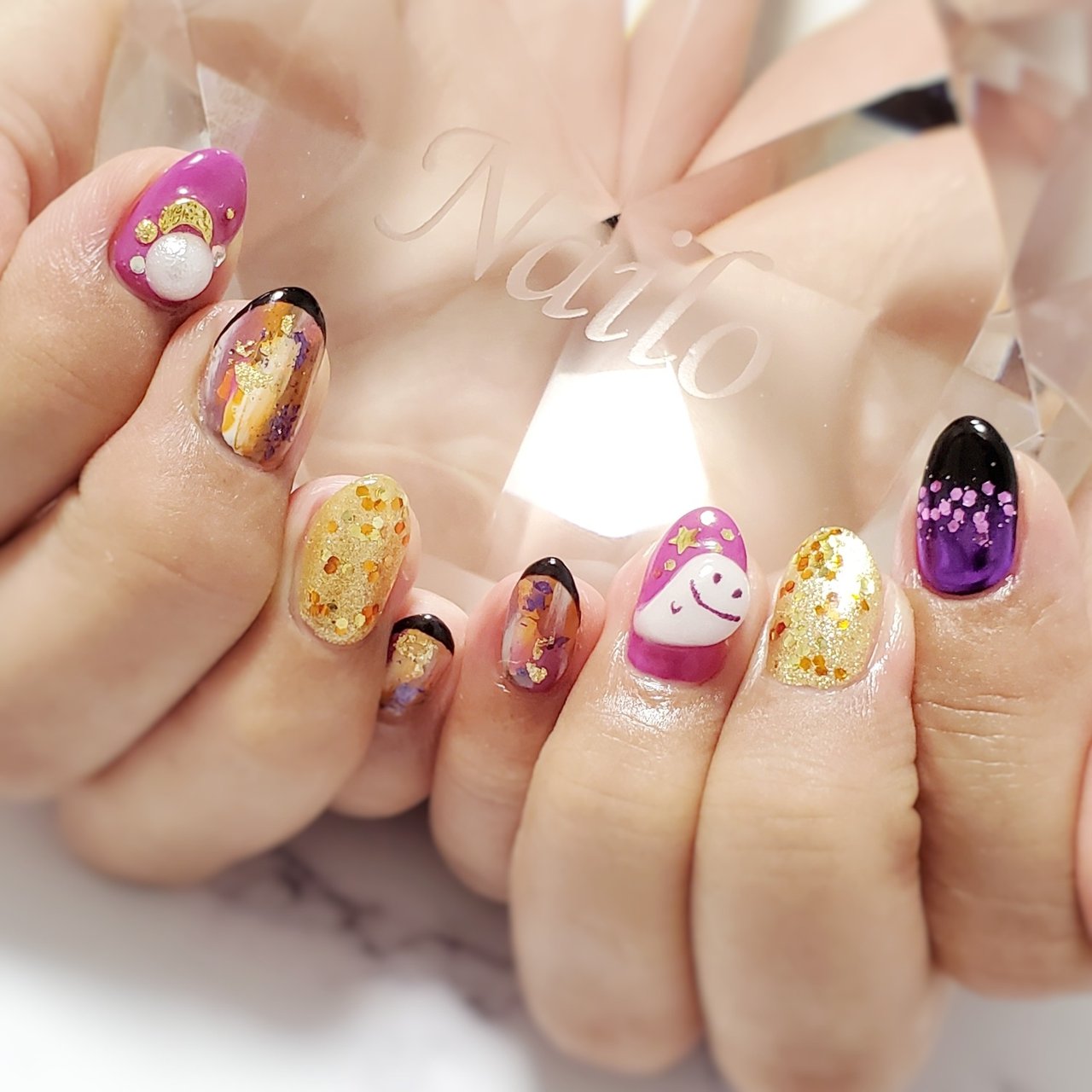 ハロウィン ホログラム 3d ニュアンス マーブル Nailsalon Nailoのネイルデザイン No ネイルブック