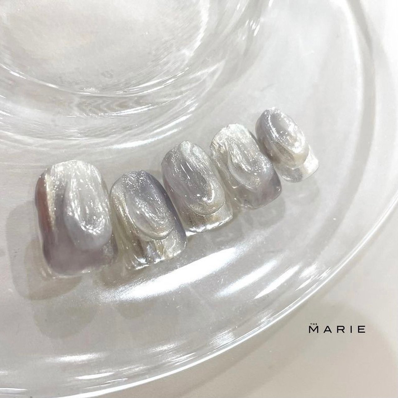 秋 冬 成人式 ブライダル ハンド The Marie 神戸マルイ店のネイルデザイン No ネイルブック