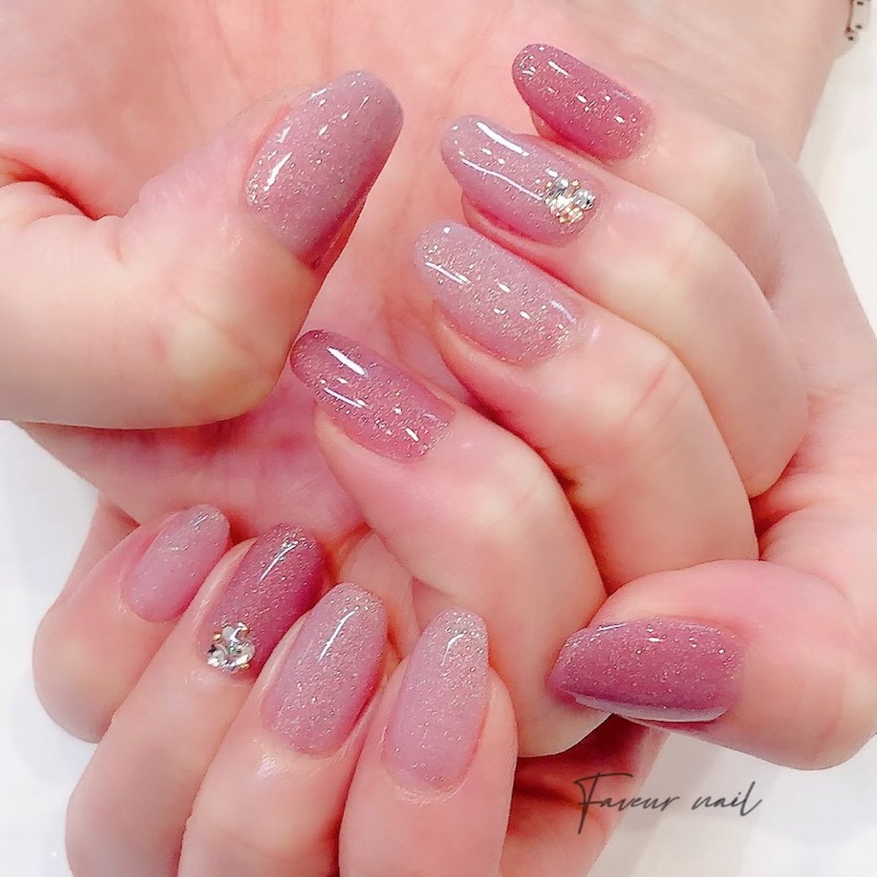 オールシーズン オフィス ハンド シンプル ビジュー Faveur Nailのネイルデザイン No ネイルブック