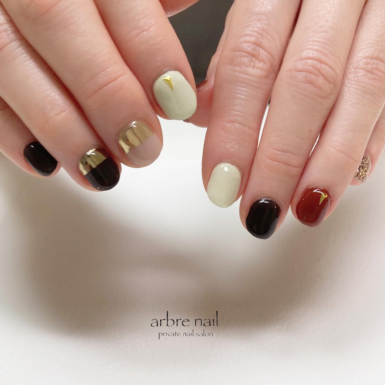 秋 冬 ハンド シンプル ラメ Namiyamaのネイルデザイン No ネイルブック