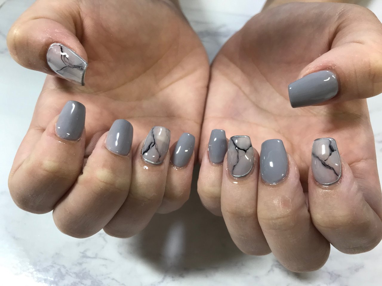 大理石 グレー Nail Room Amery のネイルデザイン No ネイルブック