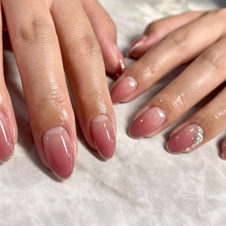 シンプル ラメ 派手ネイルのネイルデザイン ネイルブック