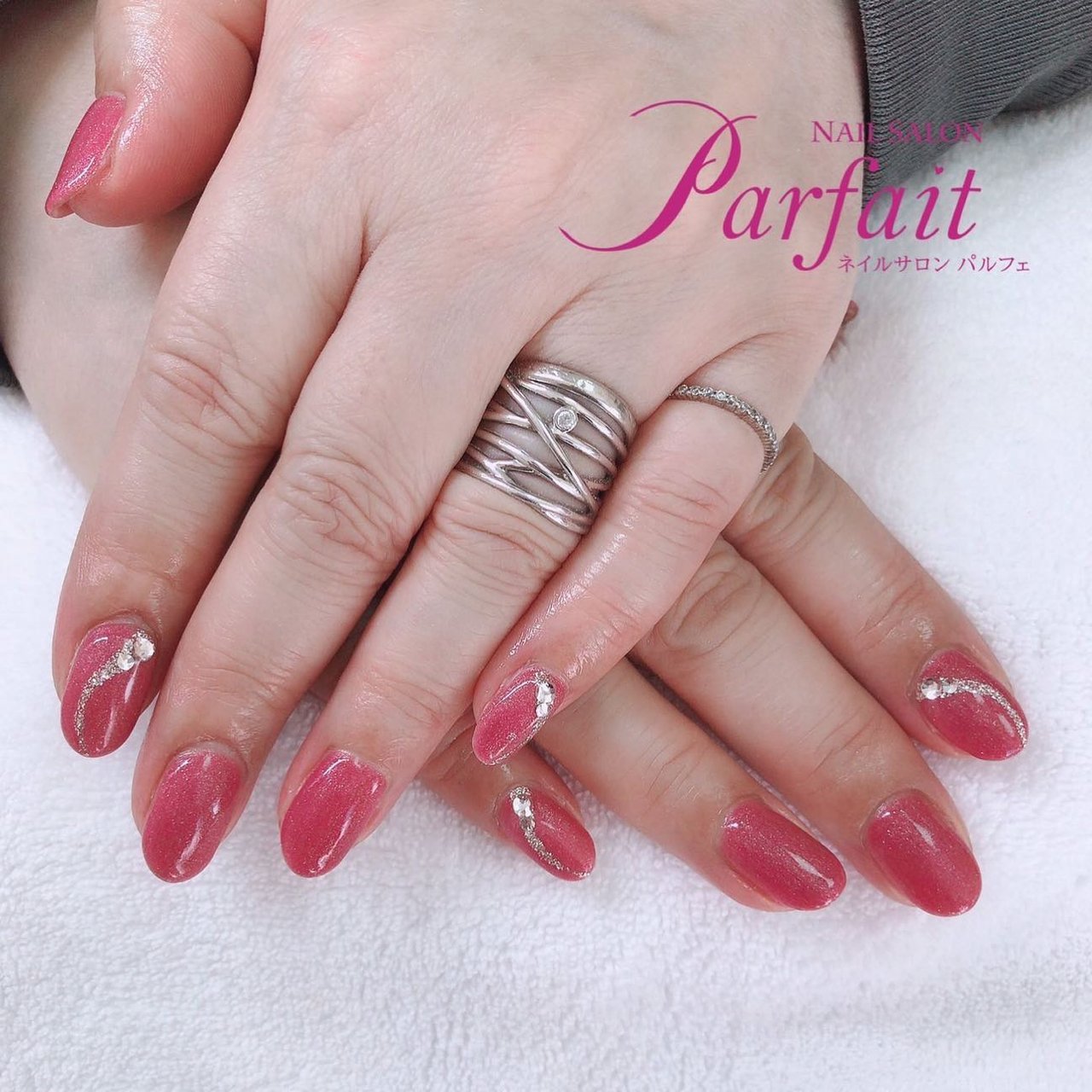 オールシーズン ハンド ワンカラー ピンク レッド Mami Nail415のネイルデザイン No ネイルブック