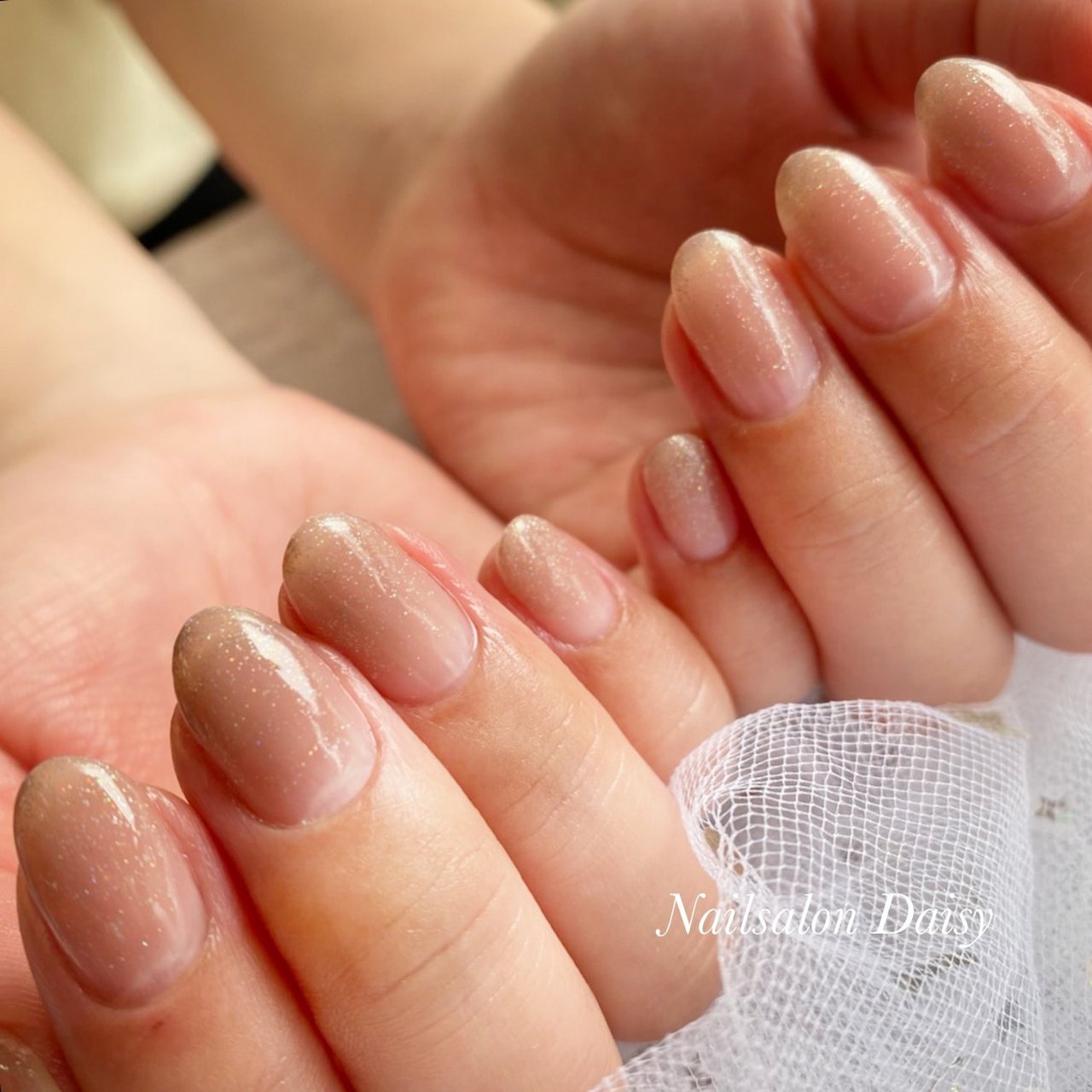 オールシーズン オフィス ハンド グラデーション ミディアム Nailsalondaisyのネイルデザイン No ネイルブック