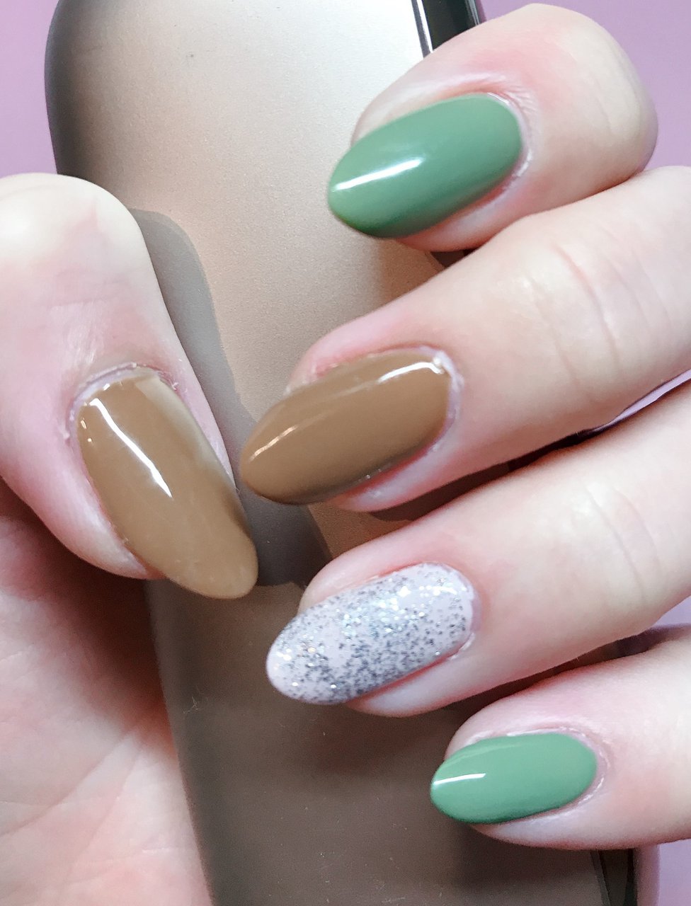 秋 ハンド シンプル ホワイト グリーン つくのネイルデザイン No ネイルブック