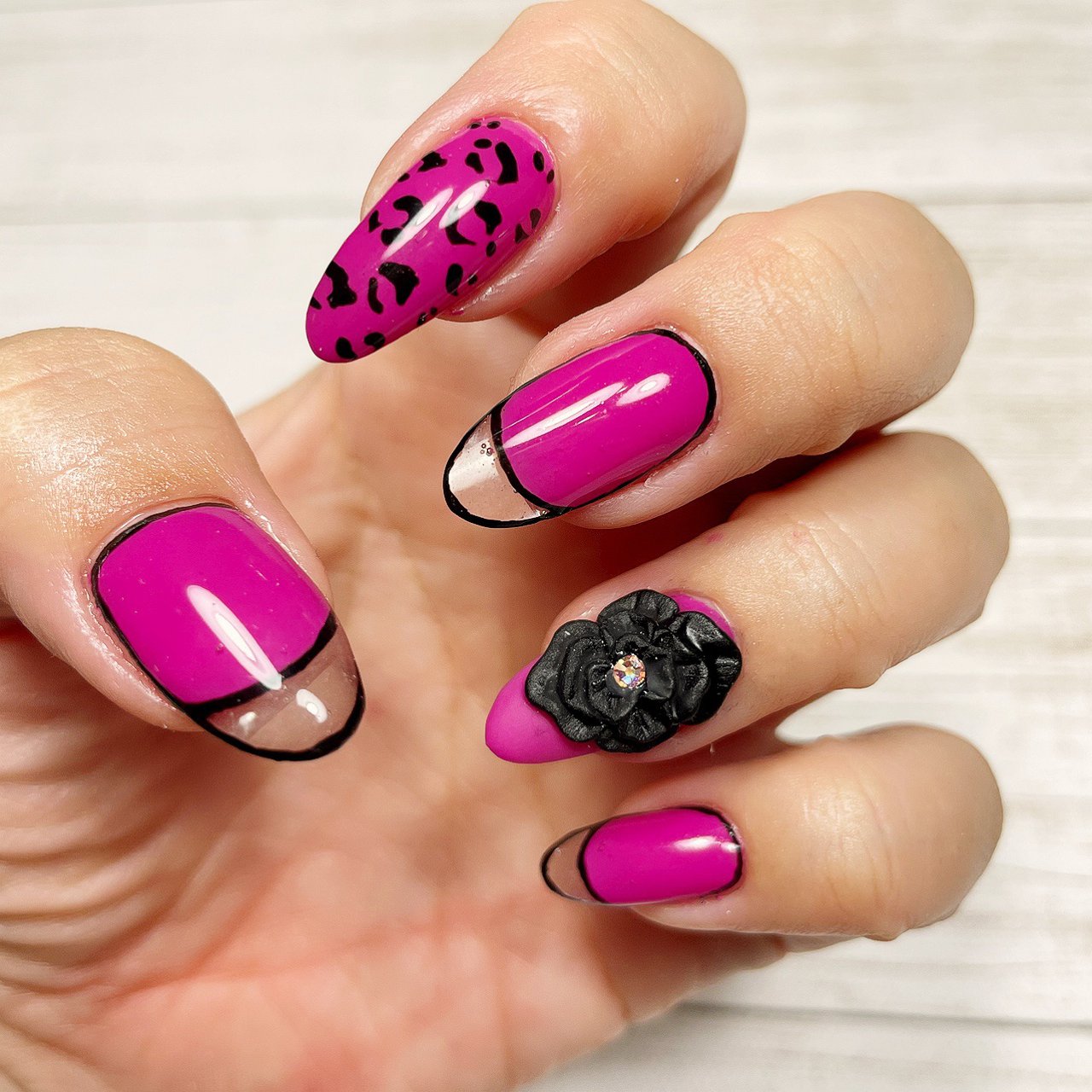 秋 冬 ハンド 変形フレンチ 3d Nail Room Kanaのネイルデザイン No ネイルブック