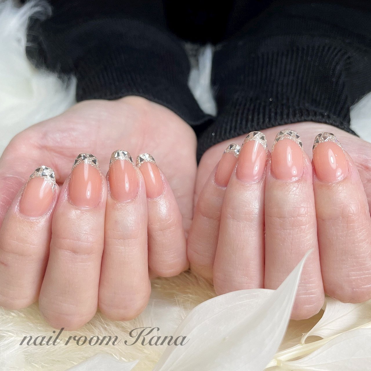 オールシーズン ハンド フレンチ ミディアム ベージュ Nail Room Kanaのネイルデザイン No ネイルブック