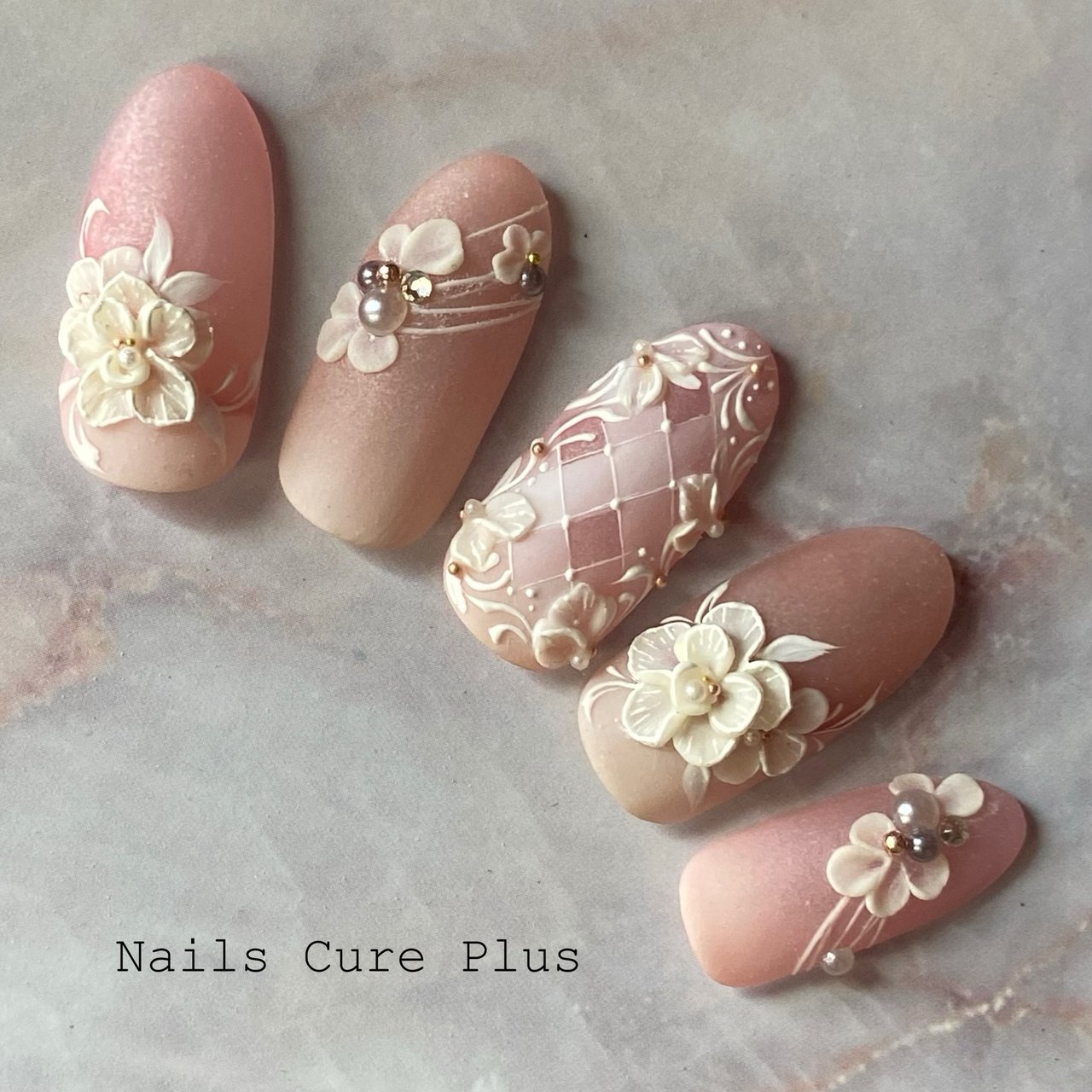 ブライダル デート Nailscureplus 三宅麻弥のネイルデザイン No ネイルブック