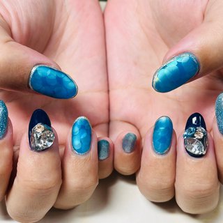 冬 派手ネイルのネイルデザイン ネイルブック