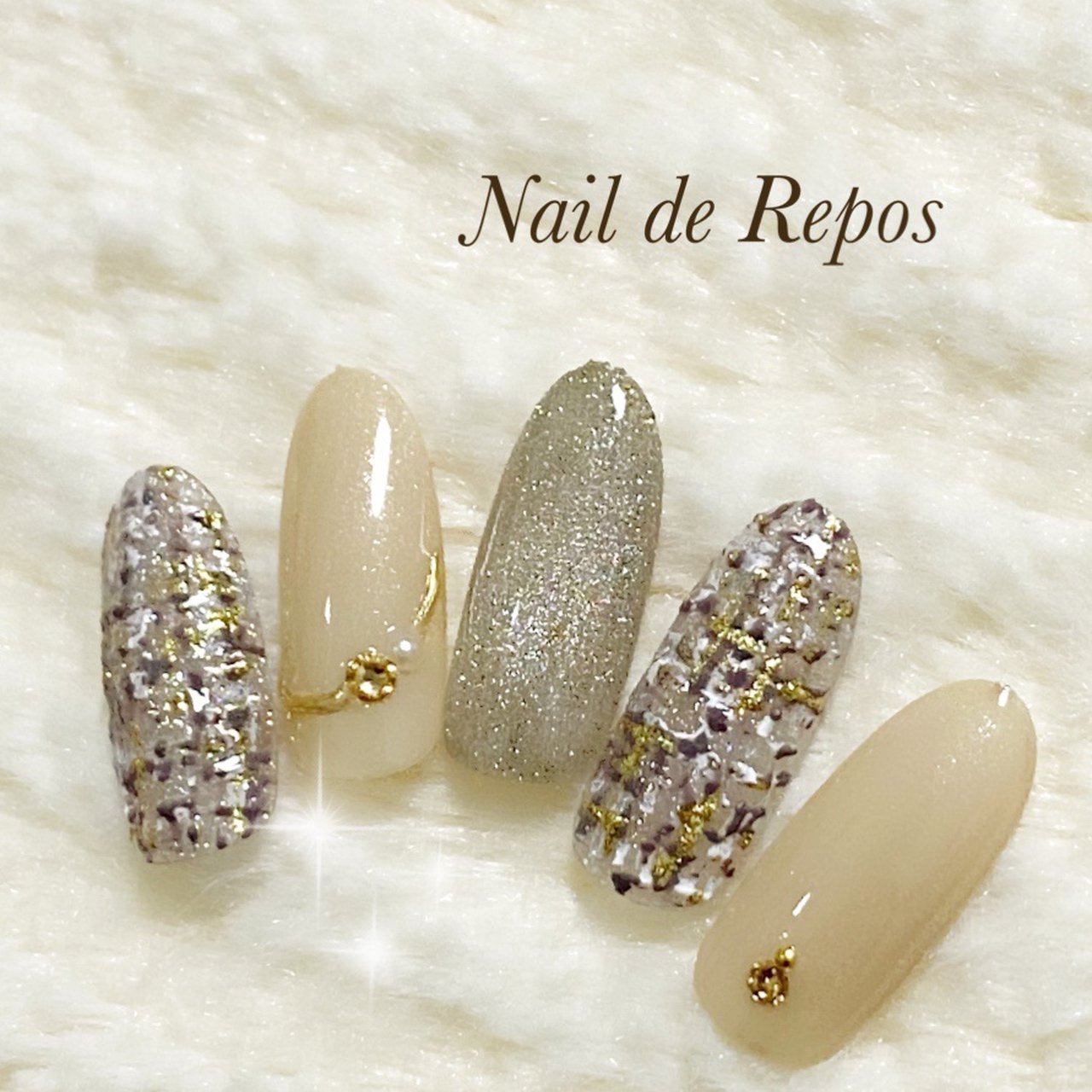 秋 冬 ハンド ラメ ツイード Nail De Repos ルポ のネイルデザイン No ネイルブック