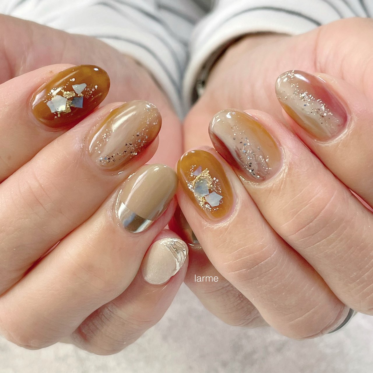 ベージュ ブラウン Nailroomlarmeのネイルデザイン No ネイルブック