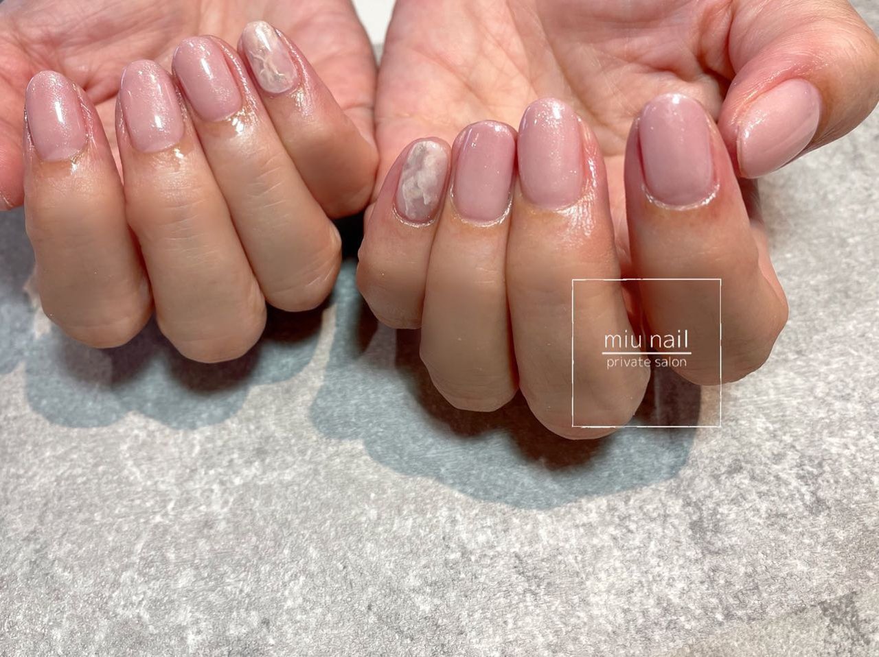 夏 秋 冬 オールシーズン ハンド 神戸元町三ノ宮 Miu Nailのネイルデザイン No ネイルブック