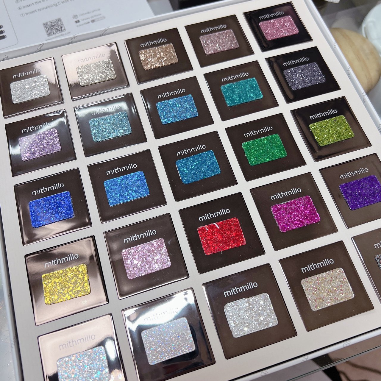 enoi ネイルカラー 10個入り ホログラムパッケージ enoi ネイルカラー 10個入り ホログラムパッケージ