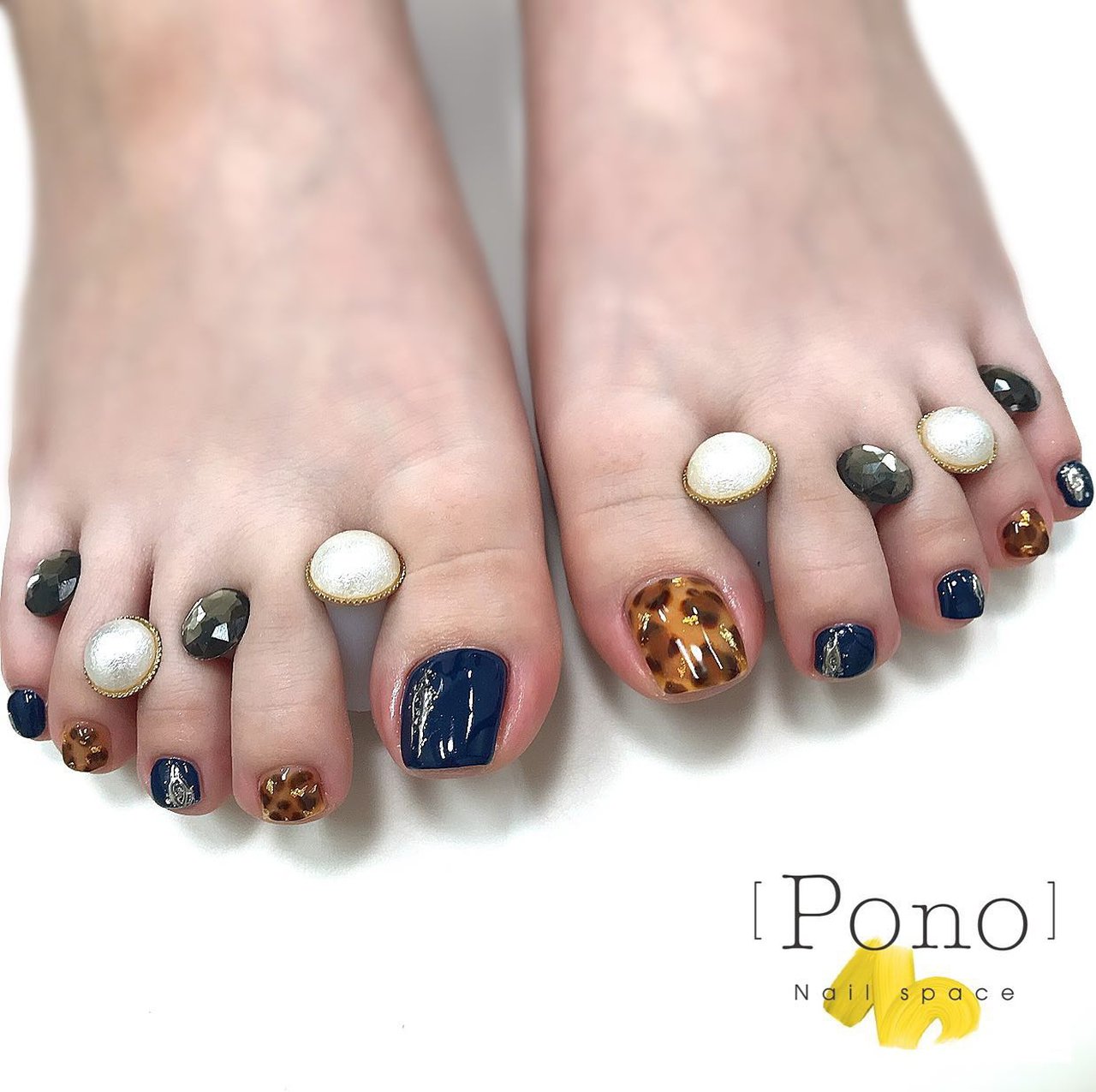 秋 冬 ハロウィン クリスマス フット Nail Space Pono まどちゃんのネイルデザイン No ネイルブック