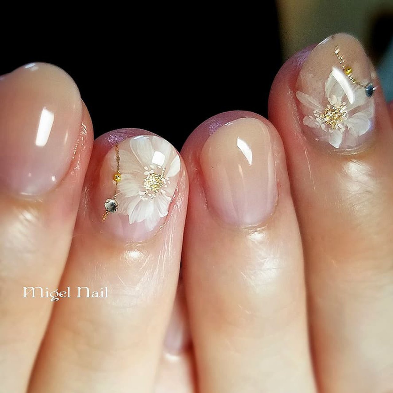 クリスマス オフィス ブライダル シンプル グラデーション Migel Nailのネイルデザイン No ネイルブック