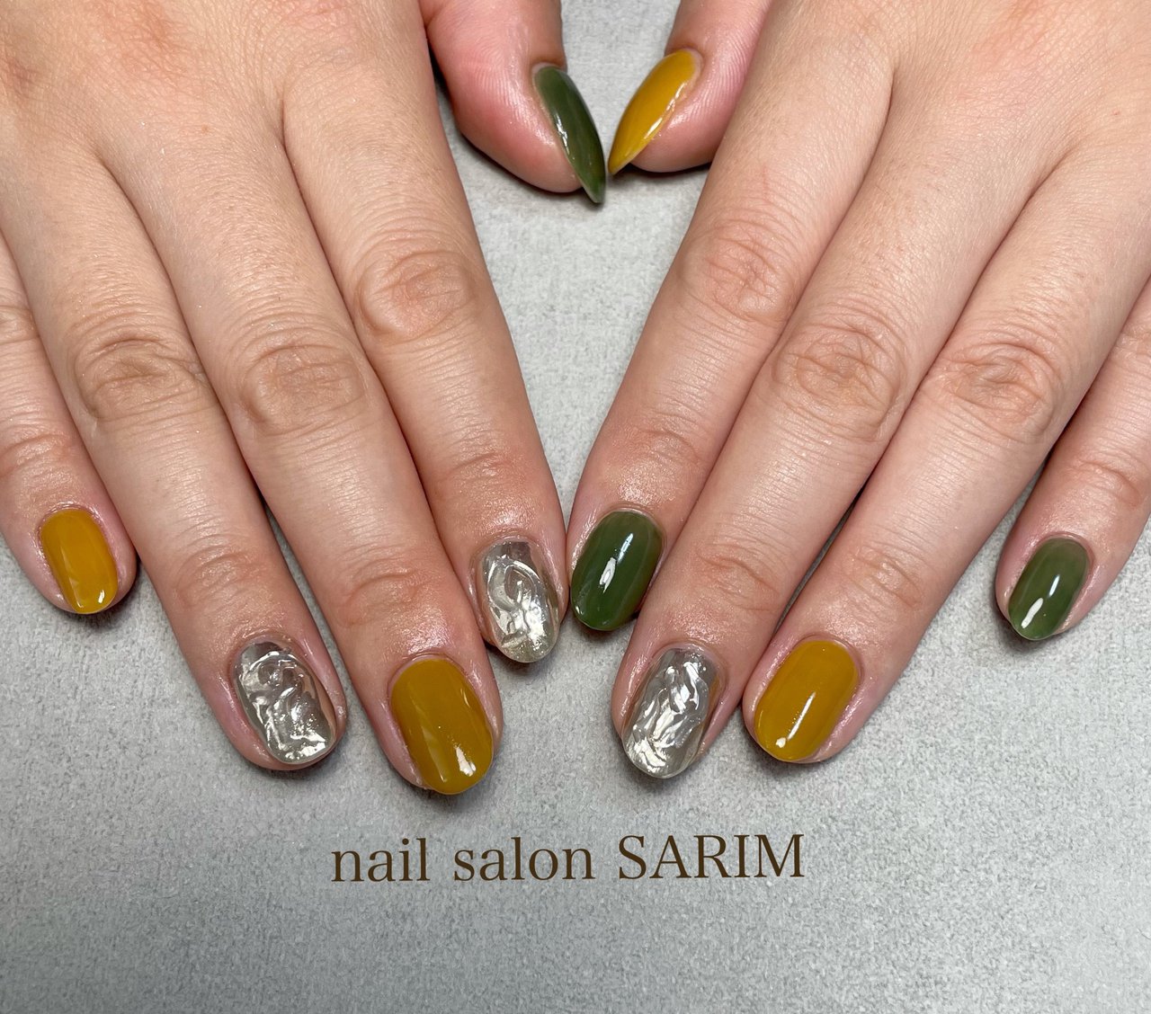 イエロー グリーン シルバー Nail Salon Sarim サリム のネイルデザイン No ネイルブック