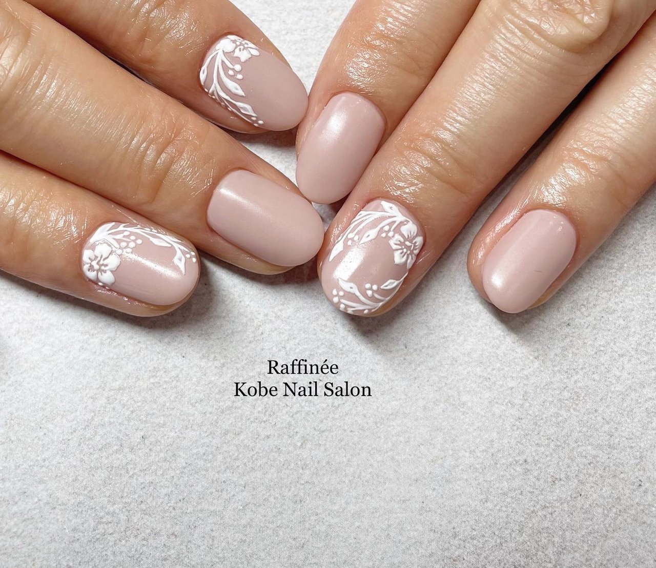 オールシーズン ワンカラー レース ショート ホワイト Raffineeのネイルデザイン No ネイルブック