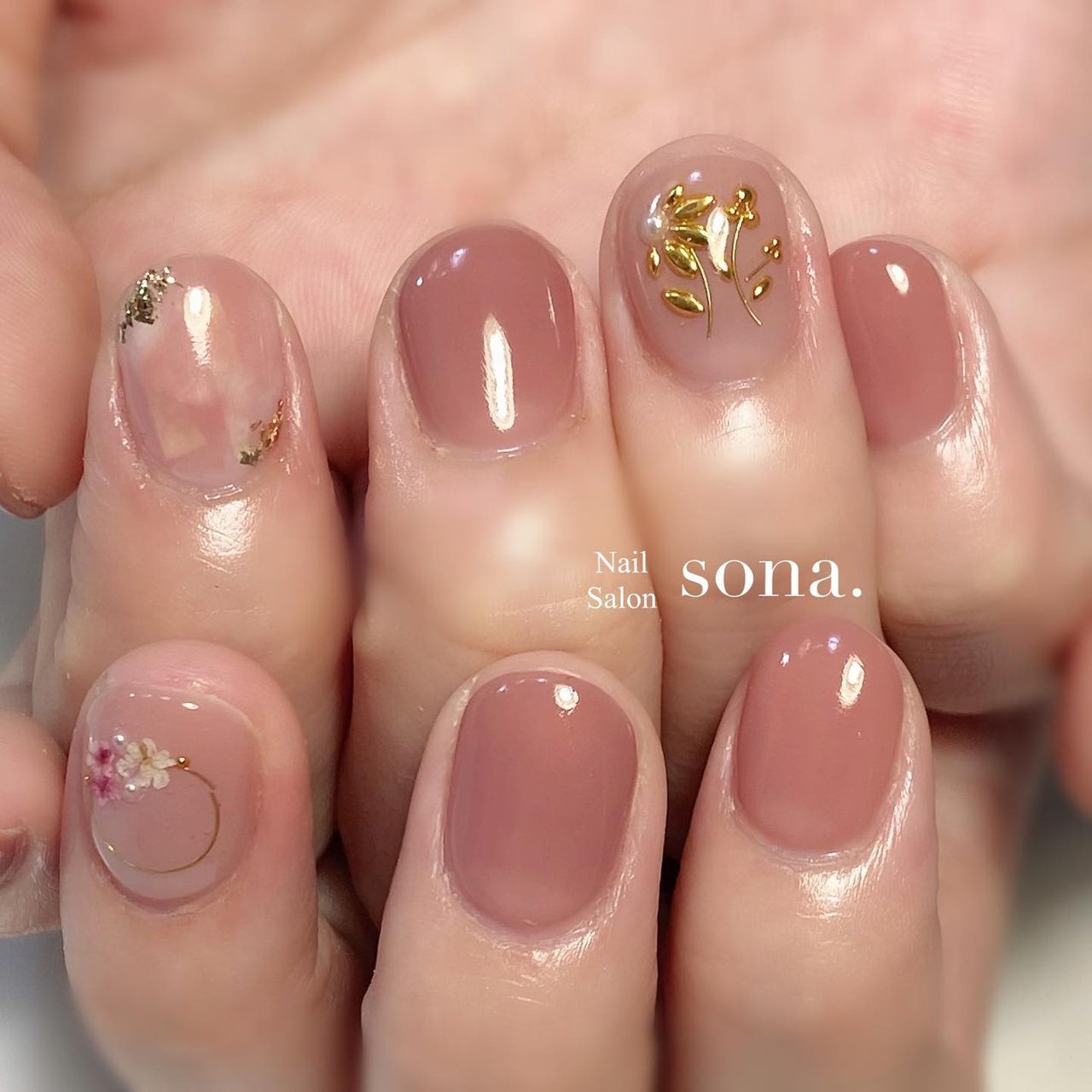 秋 冬 オフィス ブライダル ハンド Sona ソナ のネイルデザイン No ネイルブック