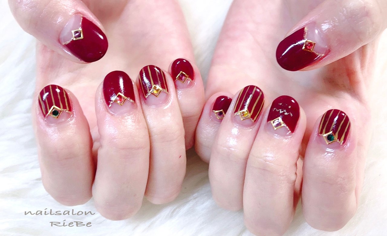 秋 冬 クリスマス オフィス ハンド Nail Salon Riebe リーヴェ のネイルデザイン No ネイルブック