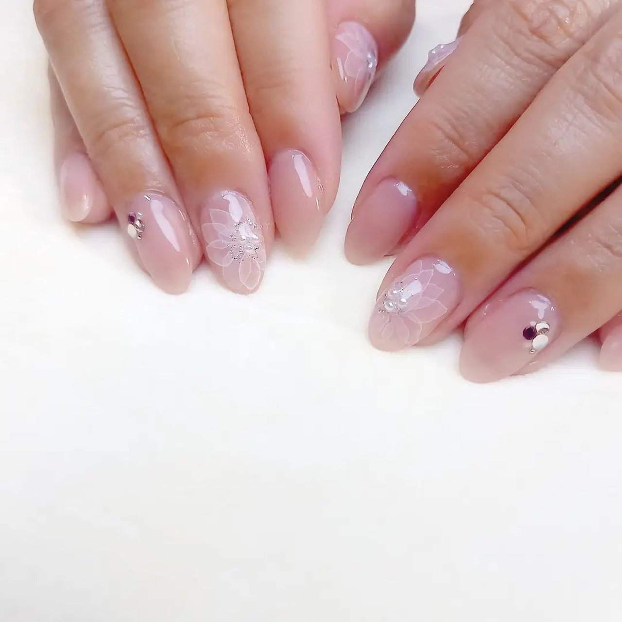 冬 クリスマス オフィス ブライダル ハンド Peony Nail ピオニーネイル横浜のネイルデザイン No ネイルブック