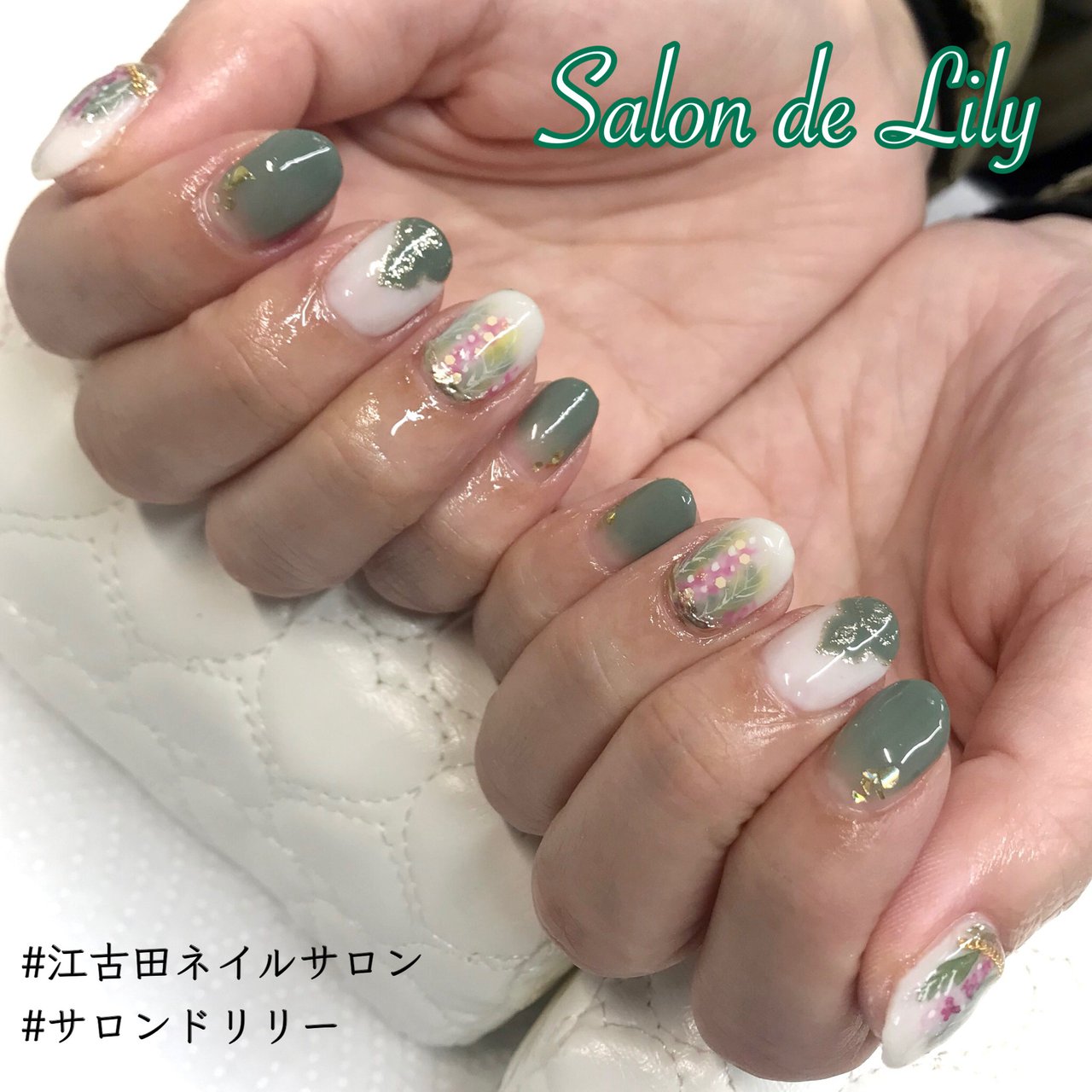 冬 クリスマス ハンド ボタニカル 押し花 Salondelilyのネイルデザイン No ネイルブック