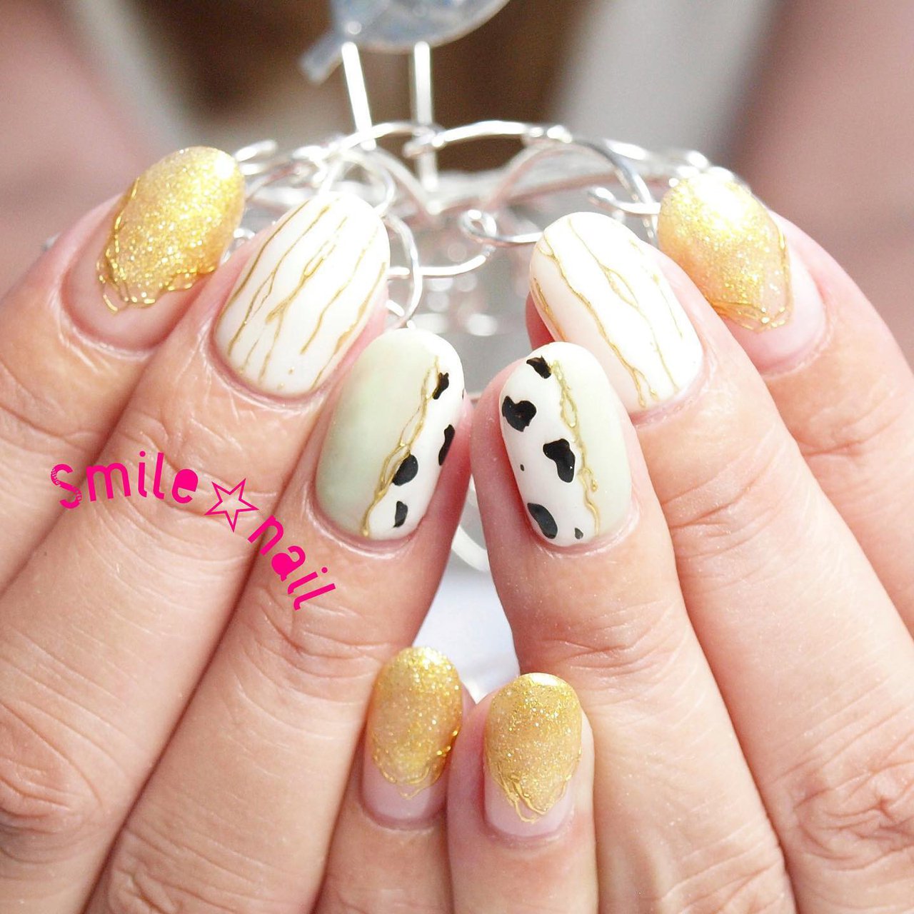 秋 デート 女子会 ハンド 変形フレンチ Smile Nailのネイルデザイン No ネイルブック