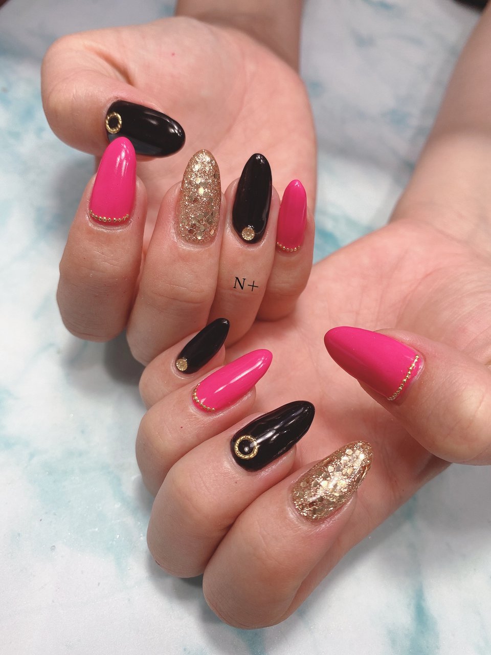 オールシーズン バレンタイン デート 女子会 ハンド N エヌプラス Nail Salonのネイルデザイン No ネイルブック