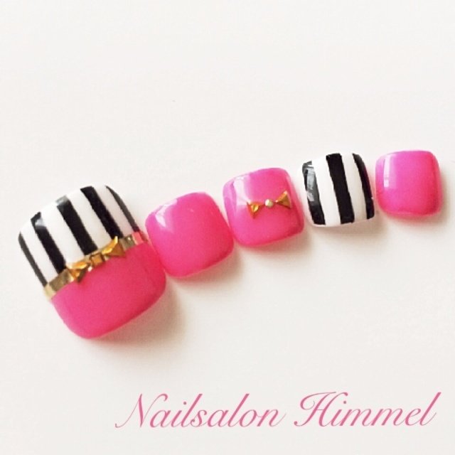 フット ストライプ ピンク ジェル ネイルチップ Nail Himmelのネイルデザイン No ネイルブック