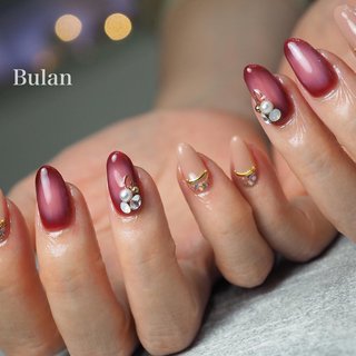 ベージュ ボルドー ゴールドのネイルデザイン ネイルブック