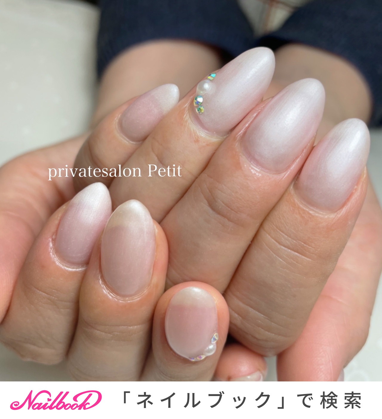 ストーンワンポイントのネイルデザイン ネイルブック