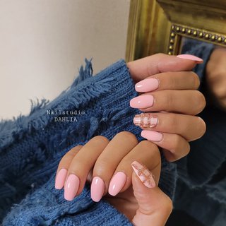 いちごミルクのネイルデザイン ネイルブック