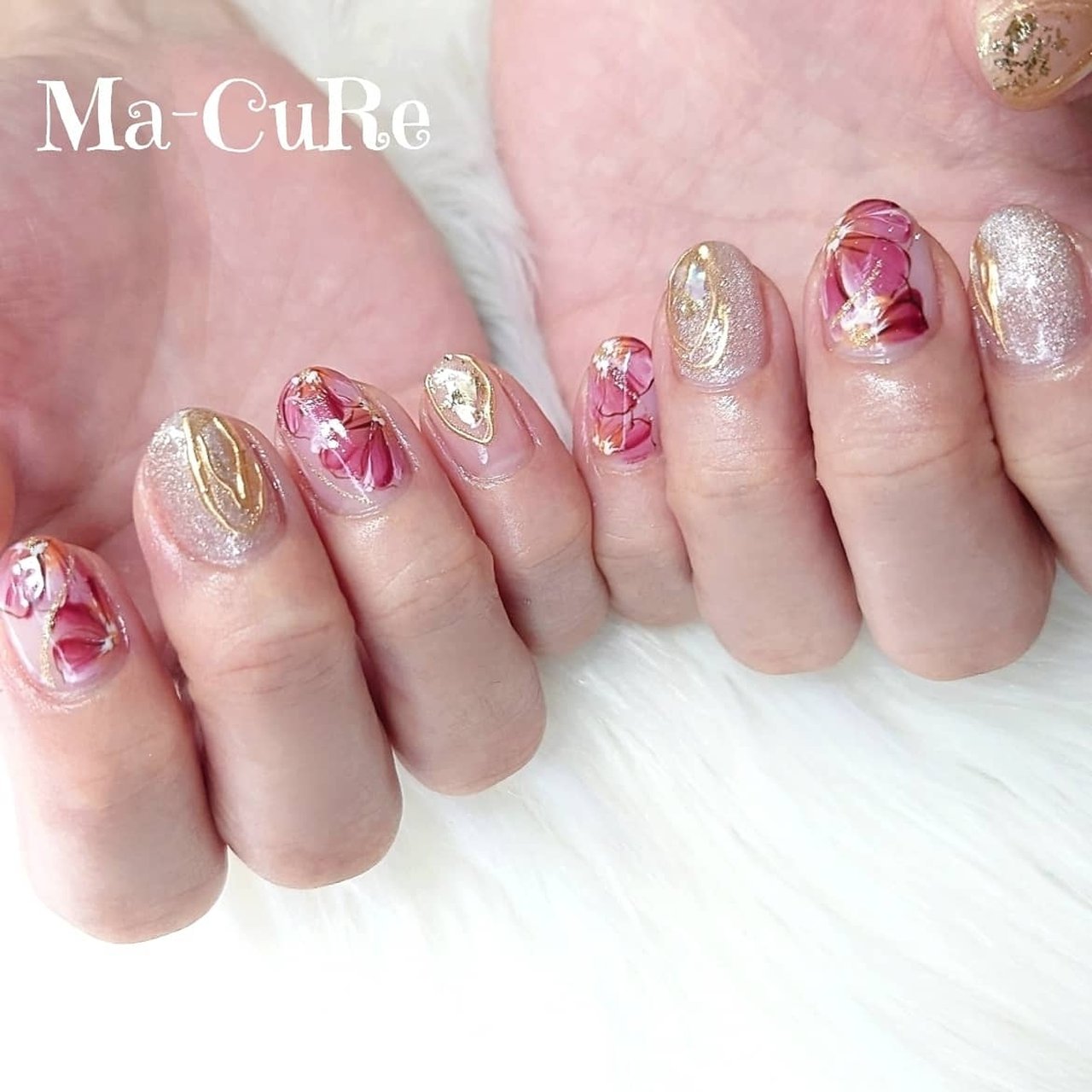 秋 冬 ハンド ラメ フラワー 𝑴𝒂 𝑪𝒖𝑹𝒆 ﾏｰｷｭｱ のネイルデザイン No ネイルブック