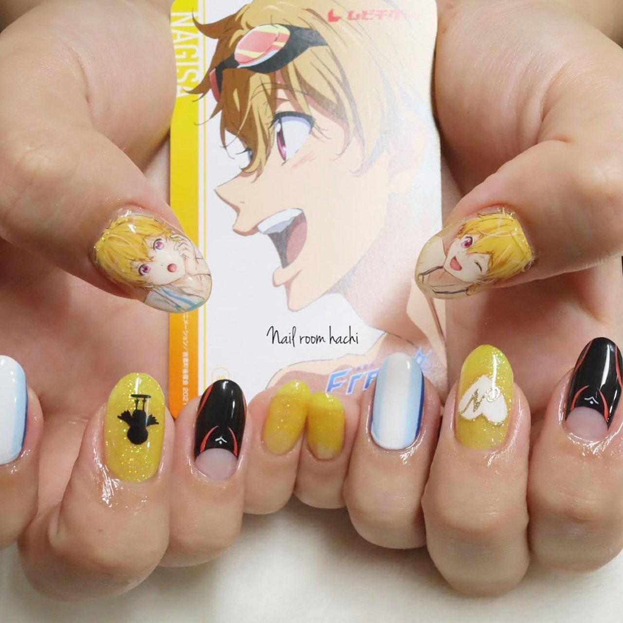 オールシーズン ハンド 変形フレンチ ホログラム ラメ Sawaのネイルデザイン No 654 ネイルブック