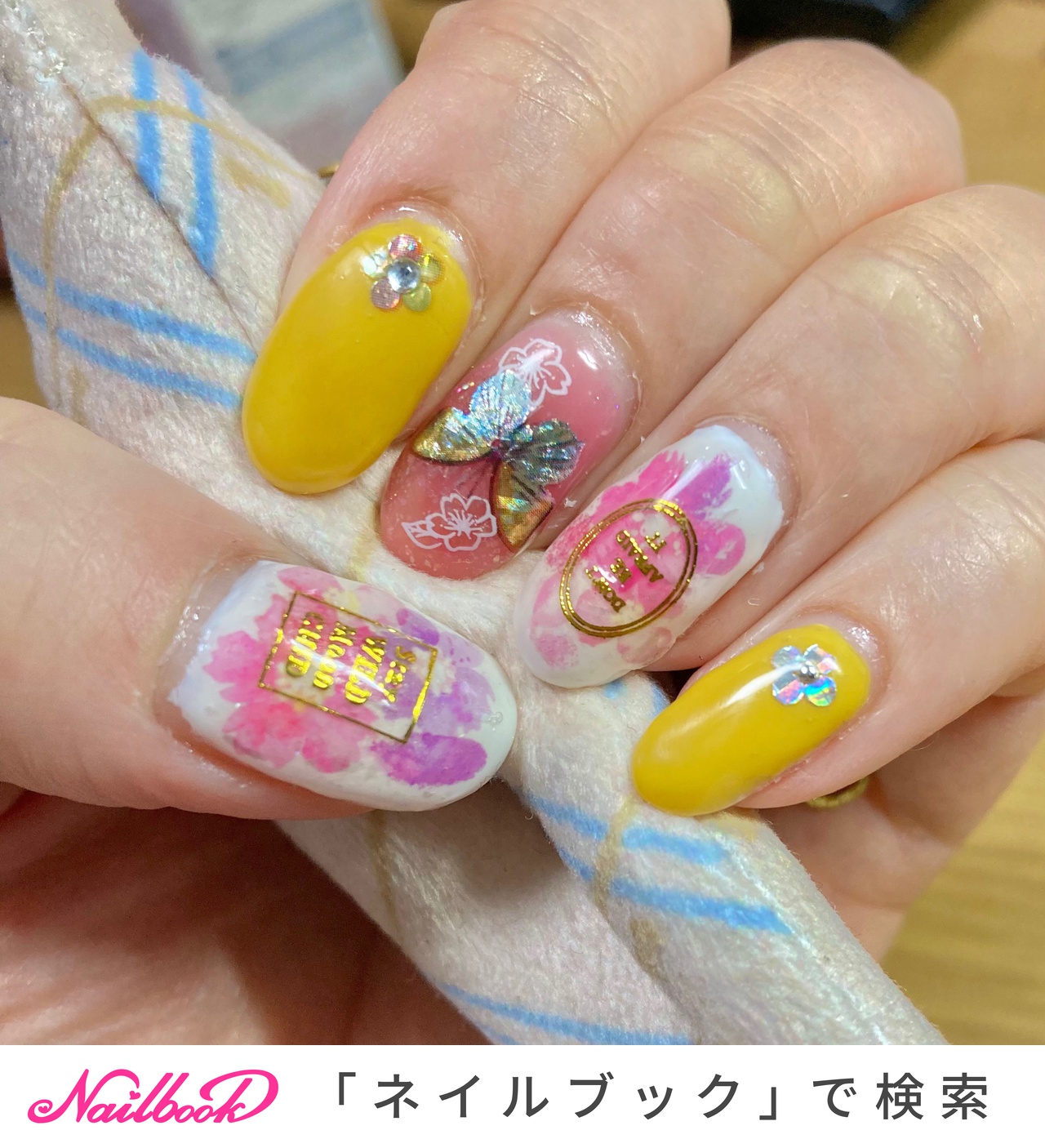 人気順｜秋/イエロー/蝶々ネイルのネイルデザイン｜ネイルブック